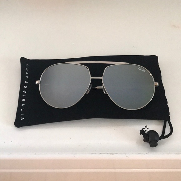 Quay Australia Accessories - Quay Australia Blaze Sunglasses